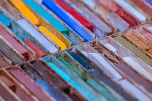 Oil Pastels vs Soft Pastels: What’s the Difference?